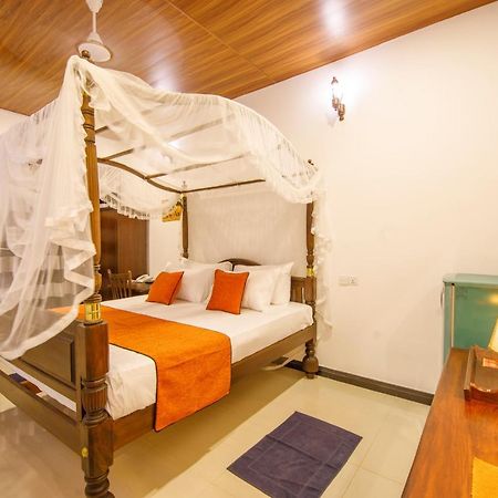 Mimoza Mirissa Bed & Breakfast Ngoại thất bức ảnh
