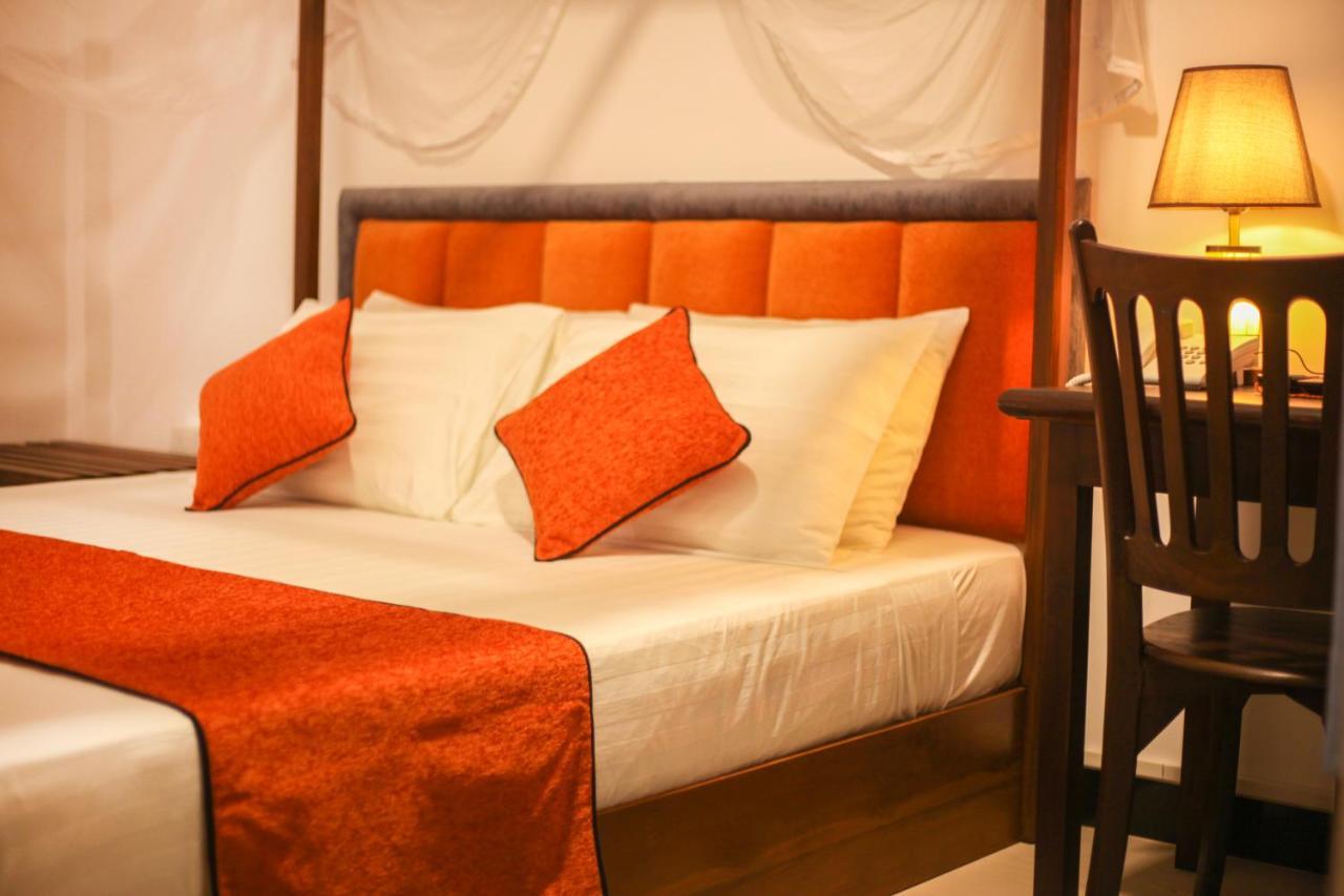Mimoza Mirissa Bed & Breakfast Ngoại thất bức ảnh