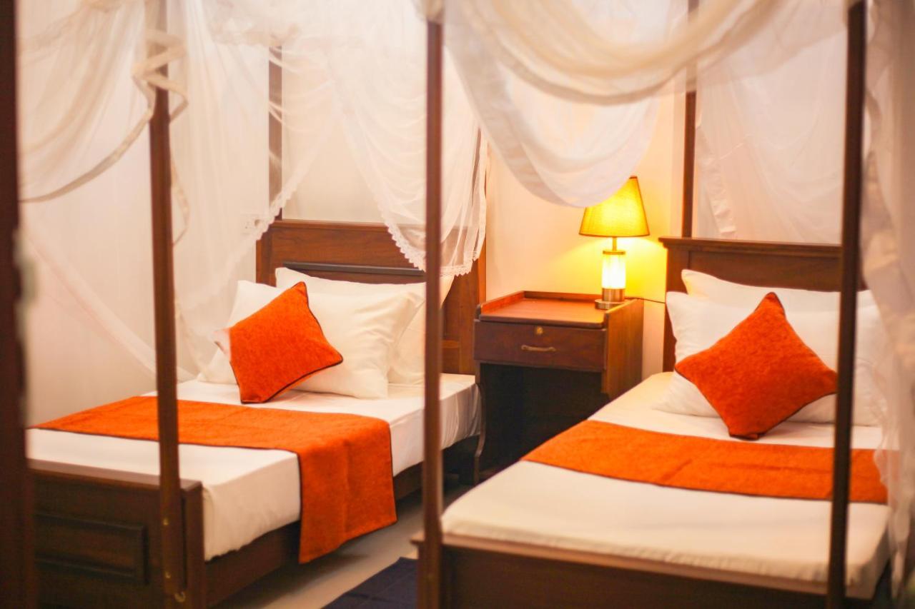 Mimoza Mirissa Bed & Breakfast Ngoại thất bức ảnh